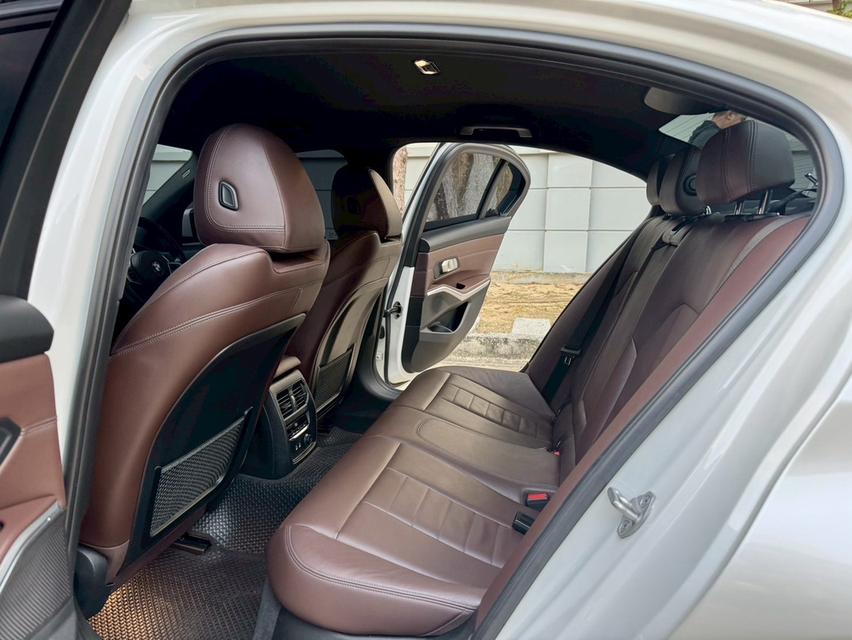 รหัสรถ AVA1843 ☃️  BMW 320d Msport Top สุด ปี 2021 รูปที่ 12