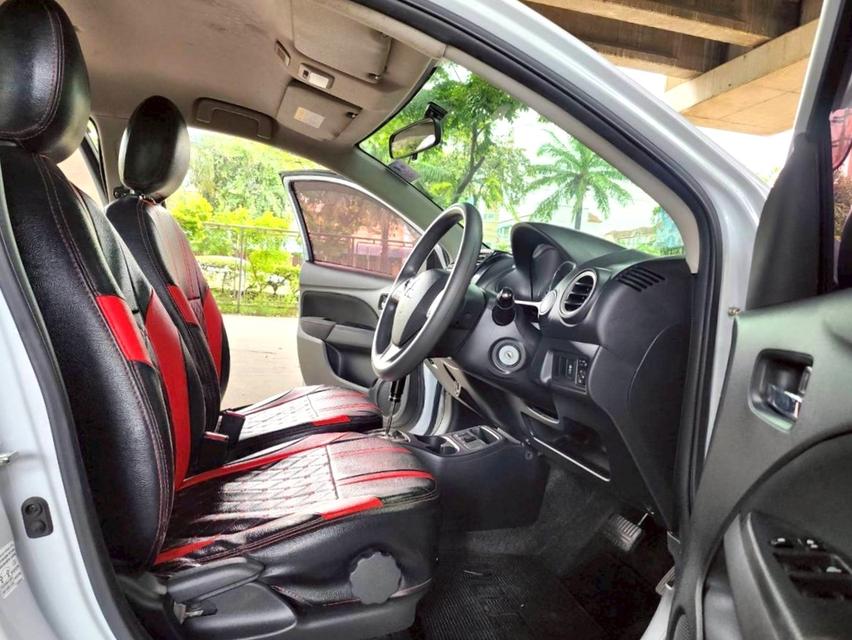 ขายรถ Mitsubishi Attrage 1.2GLX ปี 2021 สีขาว เกียร์ออโต้ 9