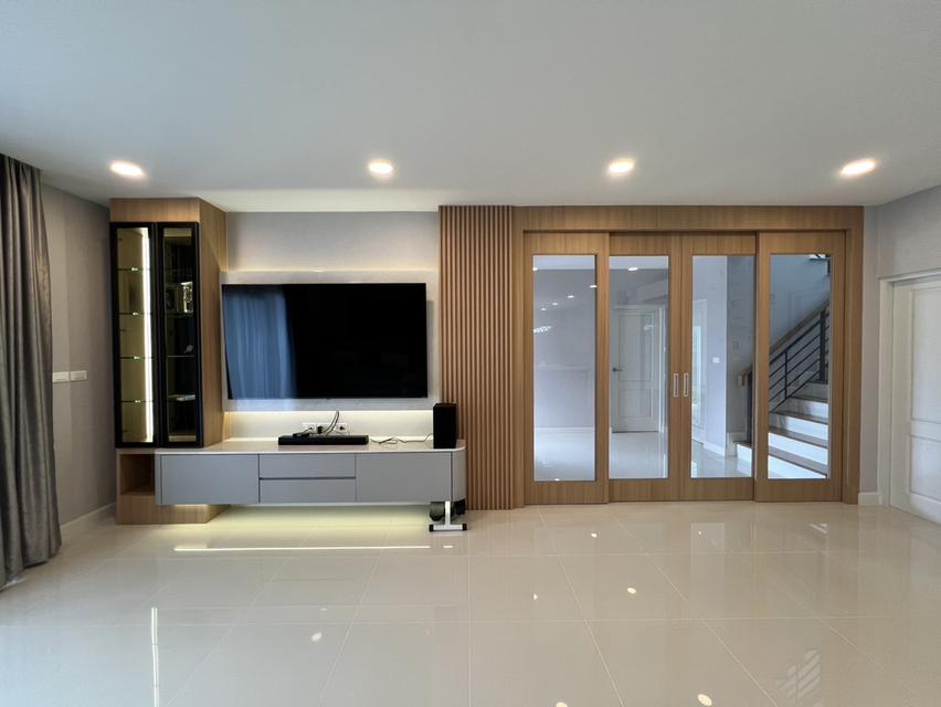 บ้านเดี่ยว Centro ทวีวัฒนา บิ้วอินตกแต่งเฟอร์ครบพร้อมอุปกรณ์ไฟฟ้า 5