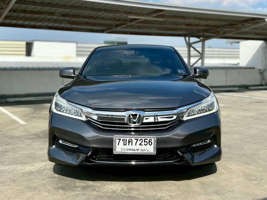 Accord 2.4 EL Navi ปี 2017 รถมือเดียวป้ายแดง ออกห้างป้ายแดง รูปที่ 2