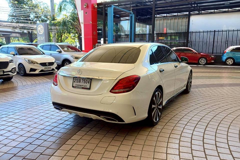 ลดล้างสต๊อก!! Mercedes-Benz C350e W205 Plug-in Hybrid AT ปี 2017 4