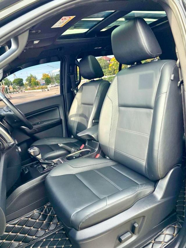 Ford Everest 2.0 Titanium+ 2WD สีดำ ปี 2019 ไมล์ 100,000กม. 10