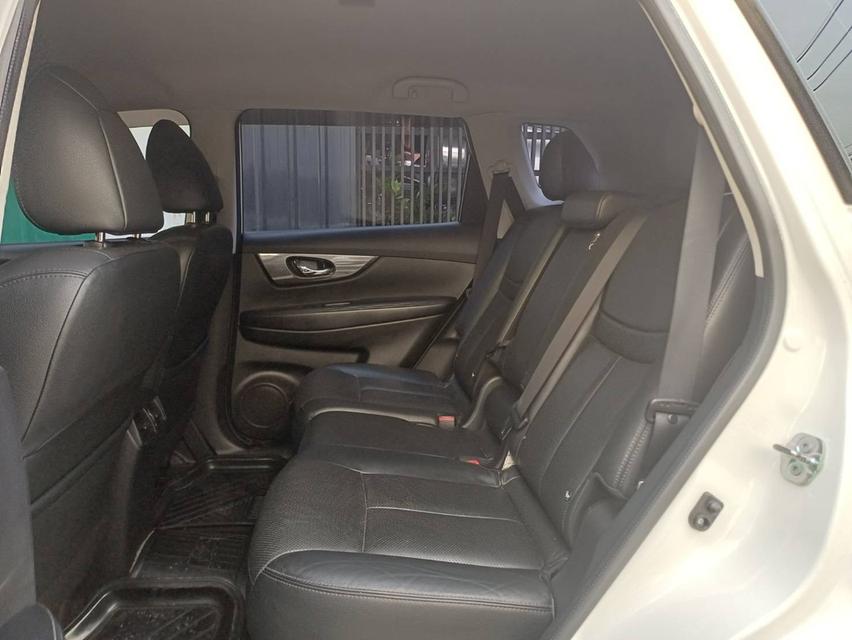 ปี2015 NISSAN X-TRAIL 2.0 เบนซิน AUTO TOP ขับ 4 ล้อ 7ที่นั่ง ไม่เคยดมแก๊ส 17