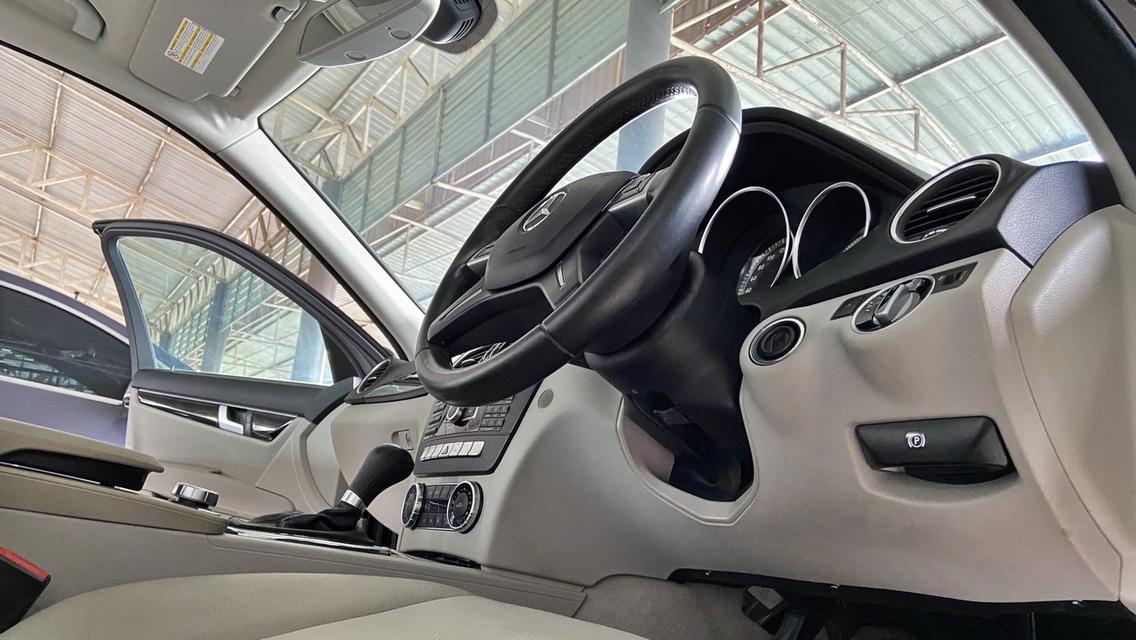 BENZ C200CGI BE 14