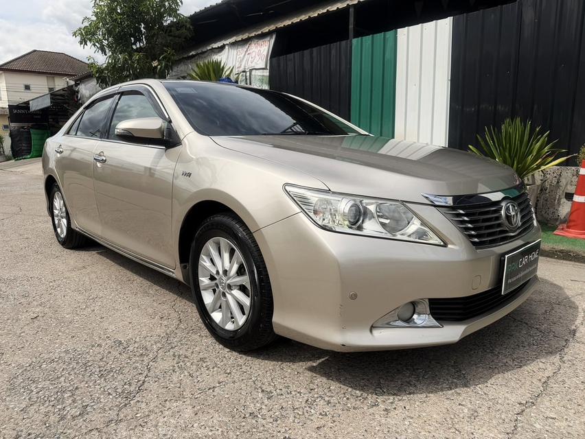 ปี2013 TOYOTA CAMRY 2.0 G น้ำมันล้วนไม่เคยดมแก๊ส