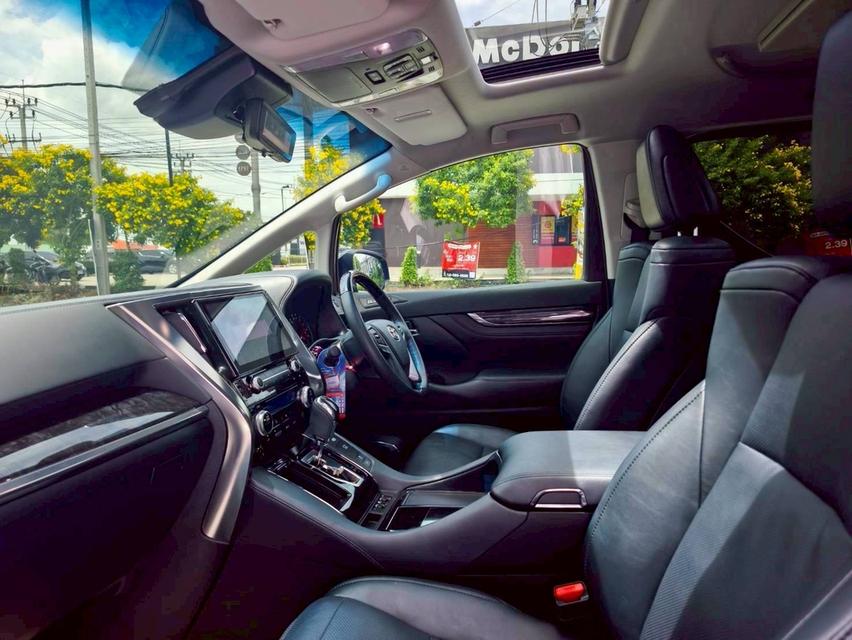 รหัสรถ KPV8747 2019 TOYOTA VELLFIRE 2.5 ZG Edition 9
