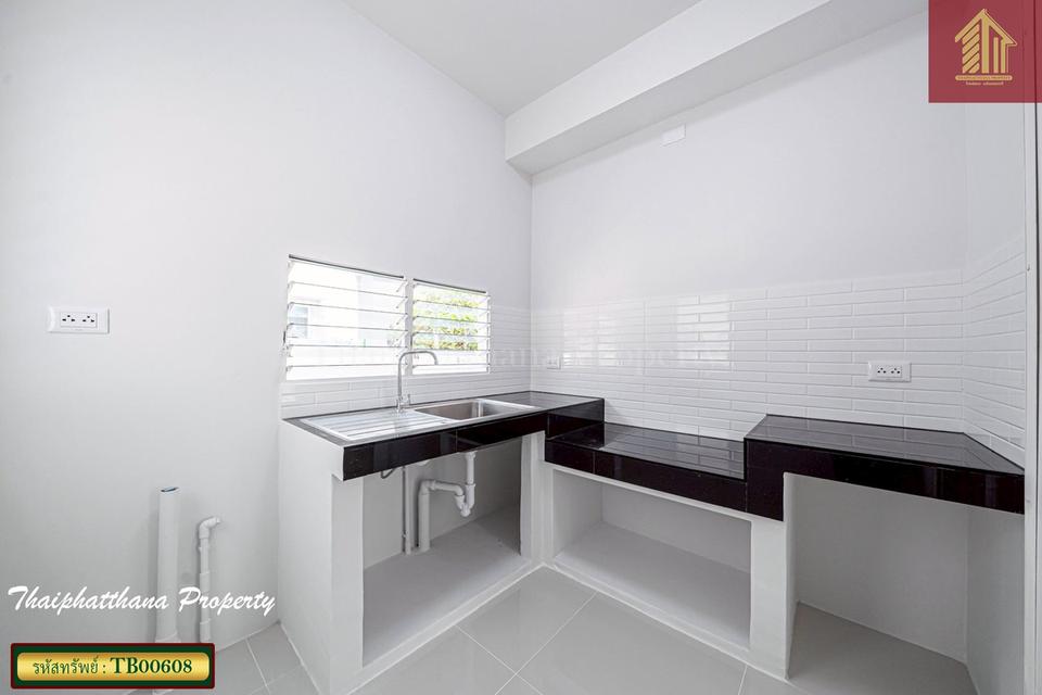 มัณฑนา เลค วัชรพล สุขาภิบาล 5 11