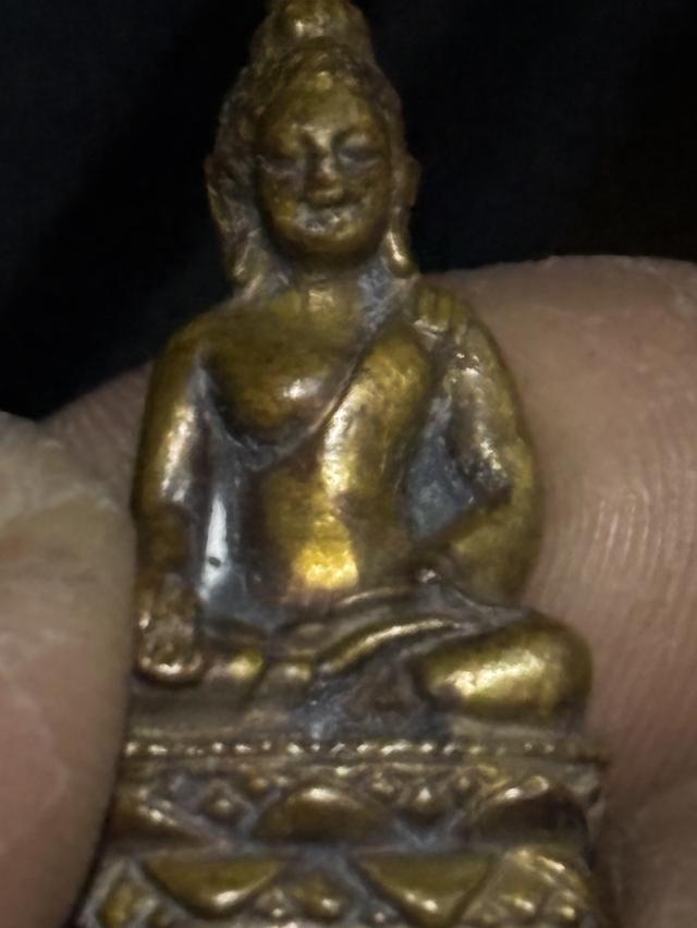 พระกริ่งไพรีพินาทพิมบัวใหณ่