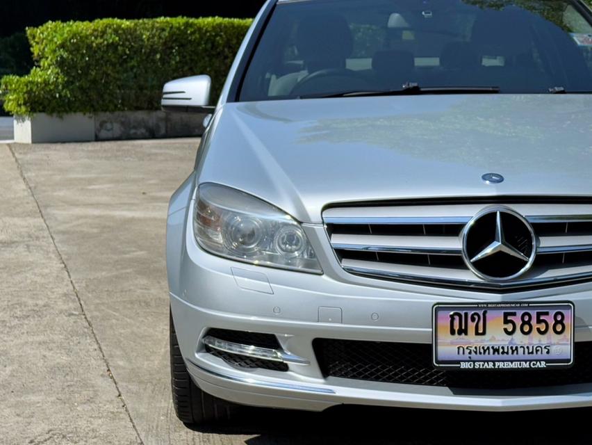 2011 BENZ C CLASS C200 CGI รถมือเดียวออกป้ายแดง รถวิ่งน้อย ประวัติศูนย์ครบ ไม่เคยมีอุบัติเหตุครับ 7