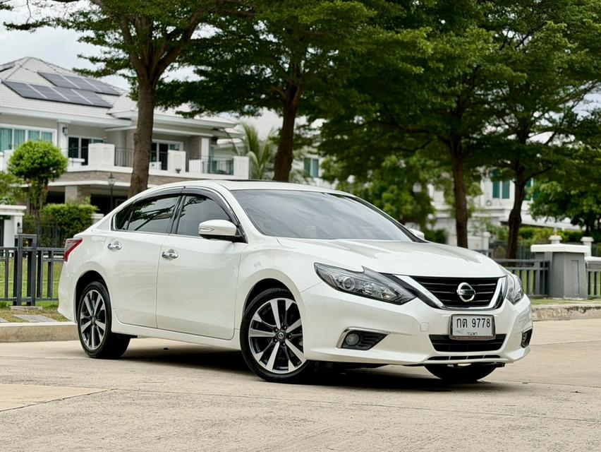 Nissan Teana 2.0 XL Navi CVT Minorchange (L33) ปี 2020 สีขาว ใช้งานน้อย 21,xxx โล ประวัติครบ เจ้าของเดียว ไม่เคยติดแก๊ส รูปที่ 3