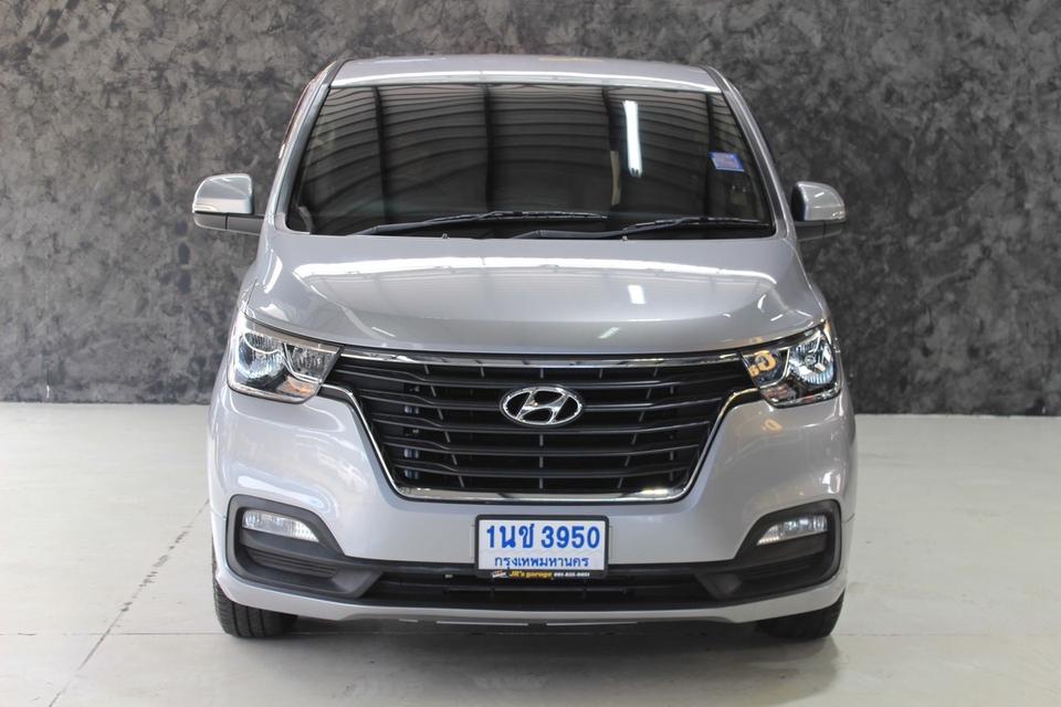 รหัสรถ JRS3950 Hyundai H1 Touring 2019