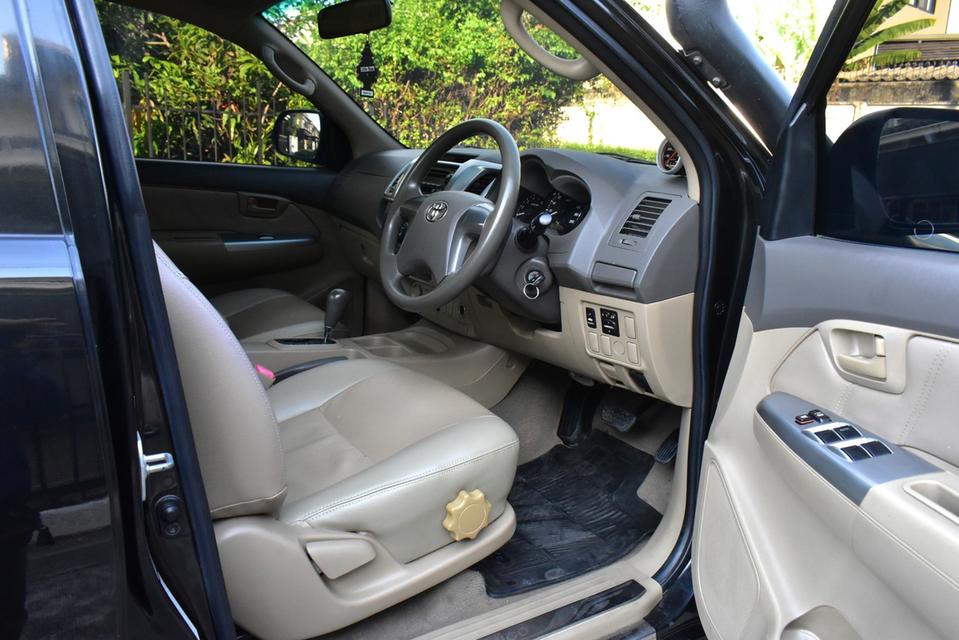 Toyota Hilux Vigo  Champ 2.5E Prerunner 4ประตู  ปี 2012 : สีดำ : ออโต้ : ดีเซล : ไมล์ 85,xxx km. 8