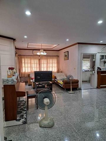 ให้เช่าบ้านเดี่ยว หลังมุม ใกล้ห้างสรรพสินค้าเซ็นทรัลแจ้งวัฒนะ โครงการยิ่งรวยนิเวศน์ เดินทางสะดวก ใกล้อิมแพ็ค เมืองทองธาน 3