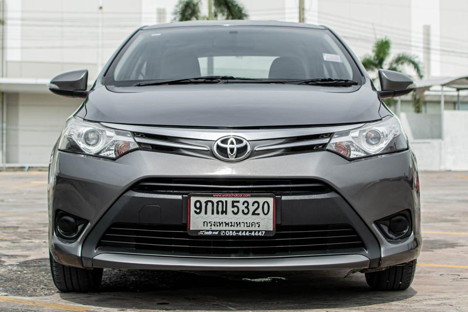 ปี 2014 Toyota Vios 1.5G AT สีเทา 2