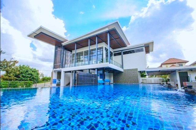 MRTบางยี่ขัน 4.7 กม. 5นอน ให้เช่าคฤหาสน์ 2 ชั้น 68ตร.วา.ตรงข้าม เซ็นทรัล เวสต์วิลล์ 100ม. 288 ตร.ม. 6 แอร์ พร้อมเฟอร์ .3 1