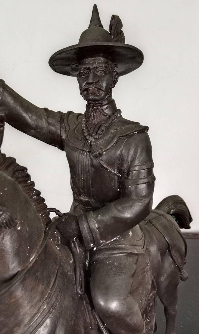 625.พระบรมรูปหล่อสมเด็จพระเจ้าตากสินมหาราช ทรงม้าศึก 9