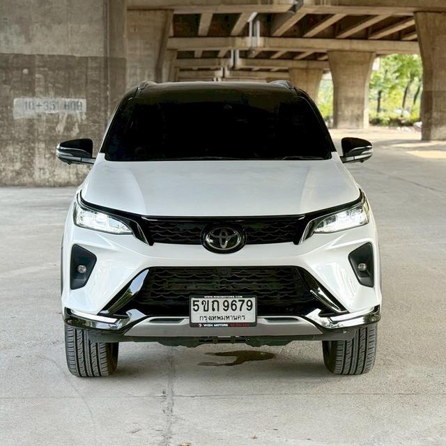 Toyota FORTUNER 2.4 Legender Black Top 2WD AT ปี 2024 รูปย่อยที่ 2