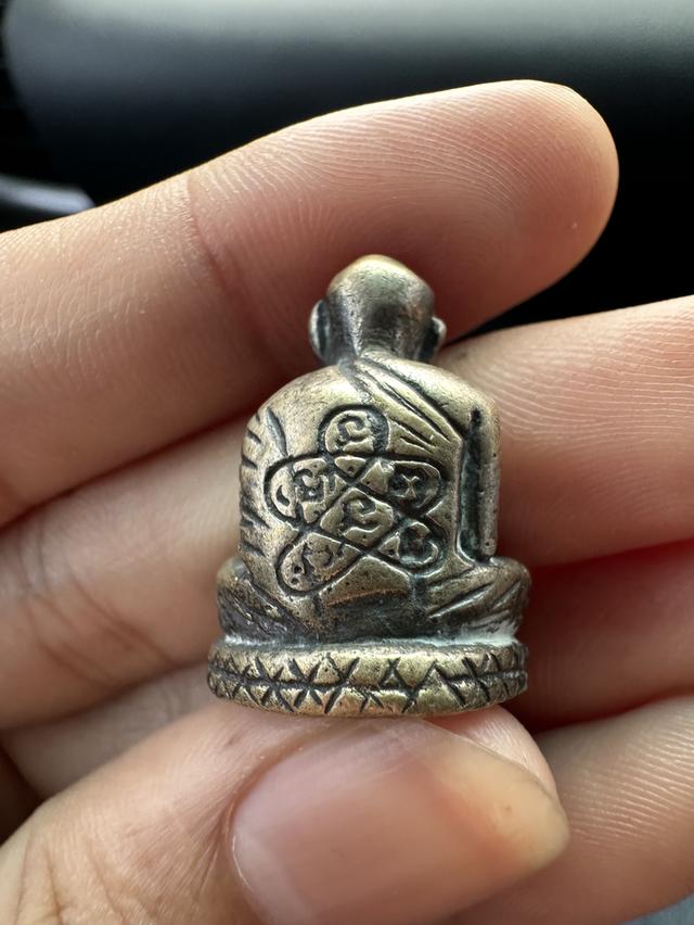  รูปหล่อโบราณหลวงปู่ทิม  2