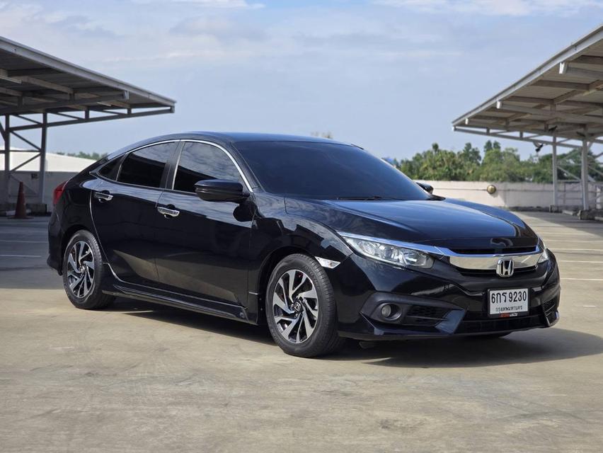 Honda Civic FC 1.8EL ปี 2017 ถูกที่สุดในตลาด