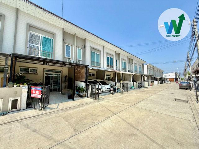 ขายทาวน์เฮ้าส์ใกล้ฟิตเนส Q District 3 นอน 2 น้ำ 3 ที่จอดรถ ต่อเติมพร้อมอยู่ ใกล้สนามบินสุวรรณภูมิ ทางด่วนกาญจนาภิเษก 7