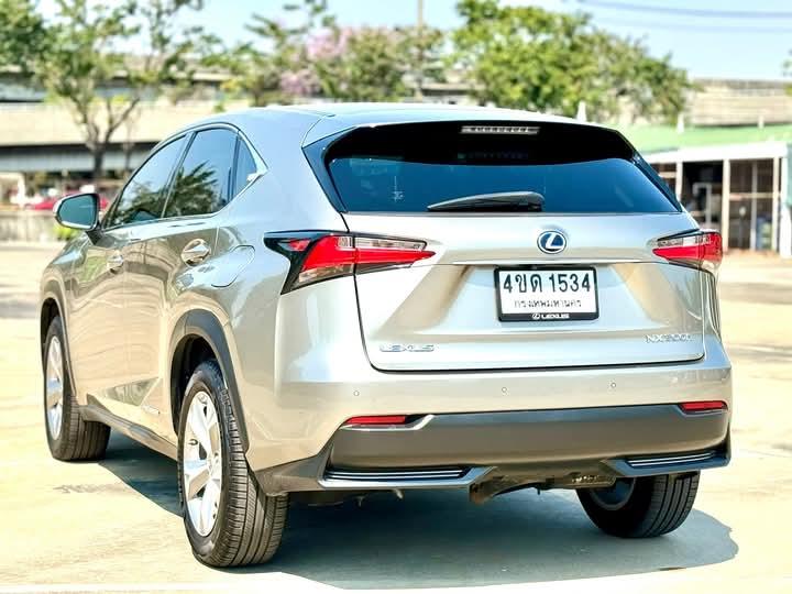 ขาย Lexus NX 300h สภาพดี 4