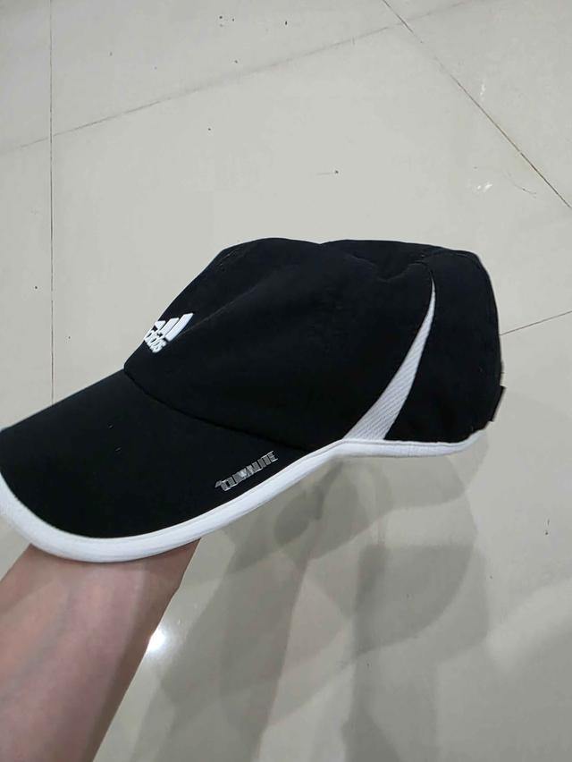 A.หมวก ADIDAS ของแท้ สวย เดิมๆ หายาก วินเทจ เท่ อย่างดี สภาพใหม่ๆ ปรับขนาดได้ พร้อมส่ง รูปที่ 2