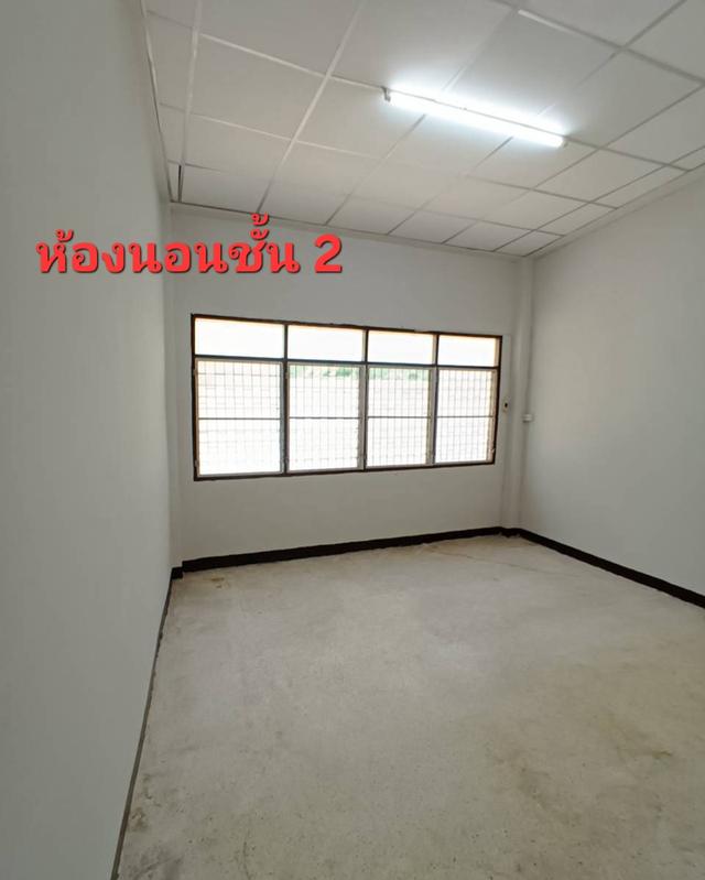 อาคารพาณิชย์ 3 ชั้น ใหม่ 9