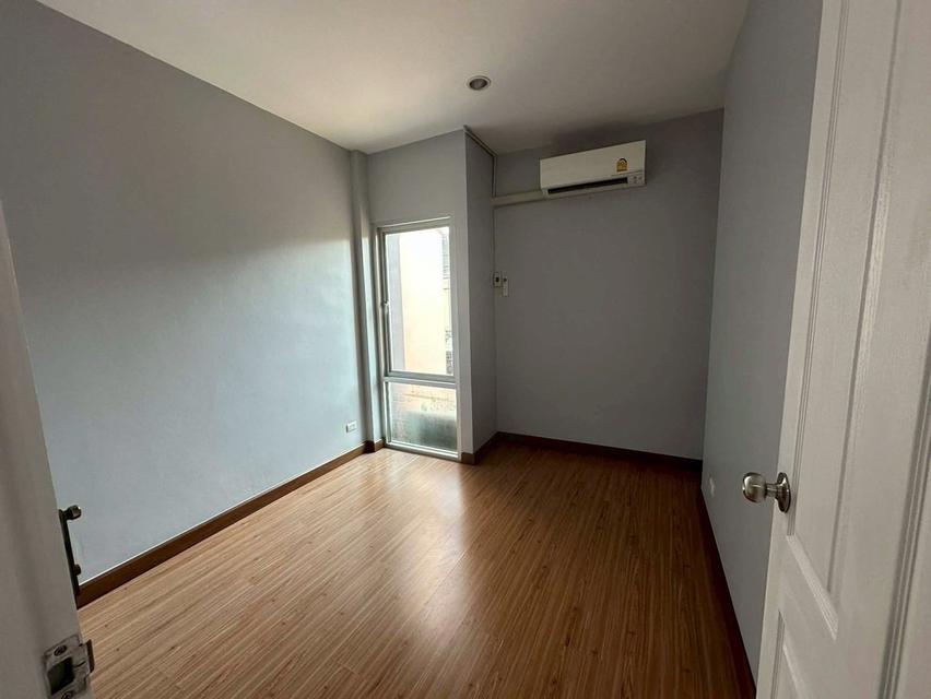 ขายทาวน์เฮ้าส์ 2 ชั้น 17 ตร.ว.หมู่บ้านสินนครวิลล์ ประชาอุทิศ–คู่สร้าง ทำเลดี ราคาเพียง 1.9 ล้าน (ฟรีโอน) 11