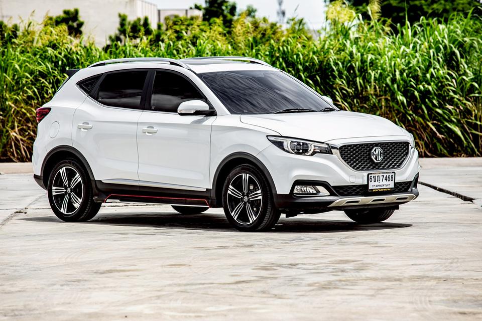 MG ZS 1.5 X Sunloof ปี 2020 สีขาว มือเดียวป้ายแดง