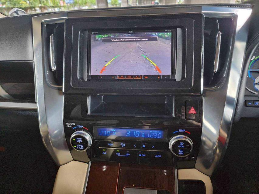 Toyota VellFire 2.5 HEV E-FOUR AT ปี 2015 13