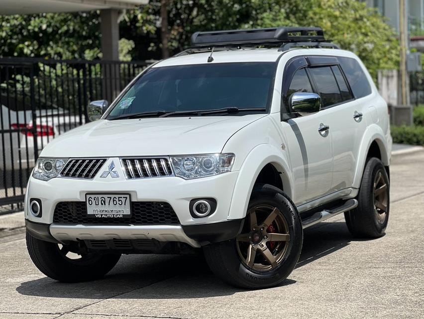 Mitsubishi Pajero 3.2GT 4WD เครื่องยนต์: ดีเซล เกียร์: ออโต้ ปี: 2010 สี: ขาว