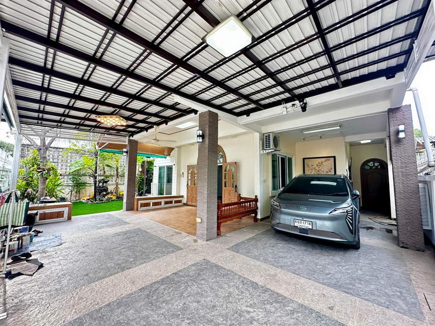 บ้านเดี่ยวรีโนเวทใหม่ ซอยลาดพร้าว 93 วังทองหลาง 67 ตร.วา 4 นอน 3 น้ำ ใกล้ MRT สถานีมหาดไทย 3