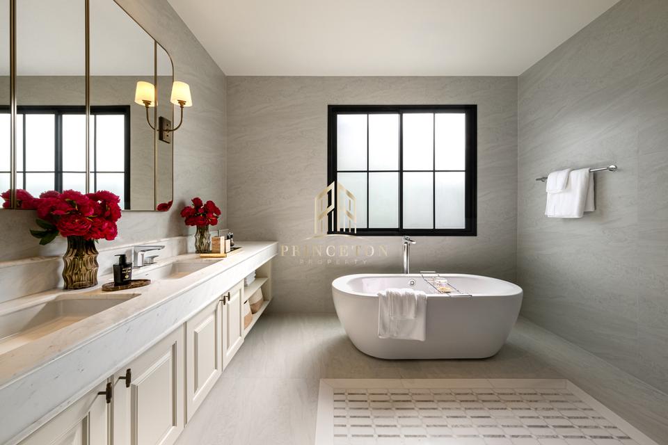 Narasiri Victoire Krungthep Kreetha 11