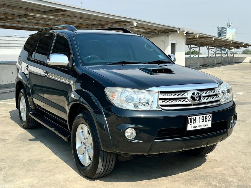 2011 TOYOTA FORTUNER 3.0V auto ไมล์แท้ 120,000 กม.