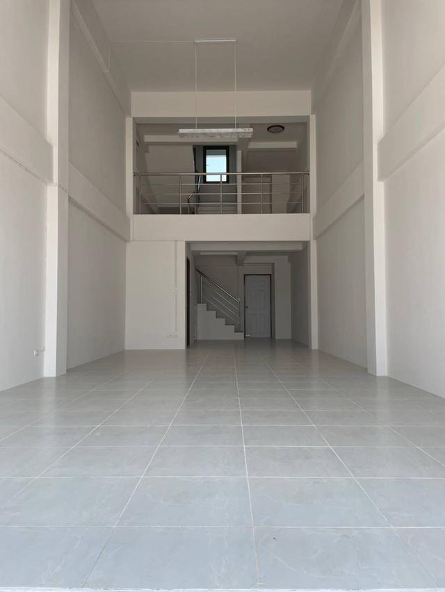 อาคารพาณิชย์ ติดแม่น้ำเจ้าพระยา 2