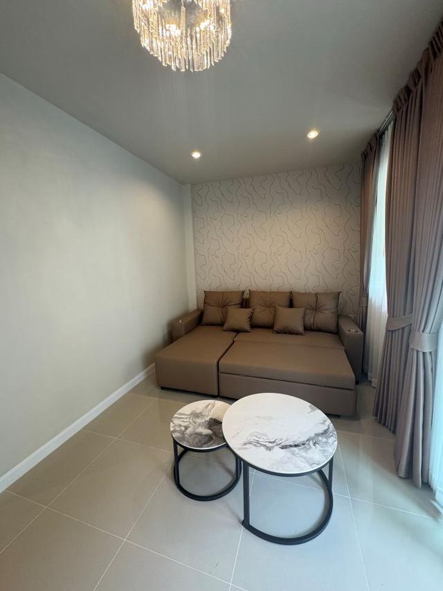 ให้เช่าหรือขายทาวน์โฮม 3 ชั้น (บ้านใหม่ บ้านใหญ่) โครงการสุวรรณภูมิทาวน์ @ หัวตะเข้ ซอยลาดกระบัง 54/3 ติดถนน ใกล้สนามบินสุวรรณภูมิ 4