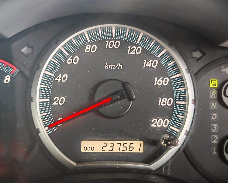 2013 TOYOTA INNOVA 2.0V