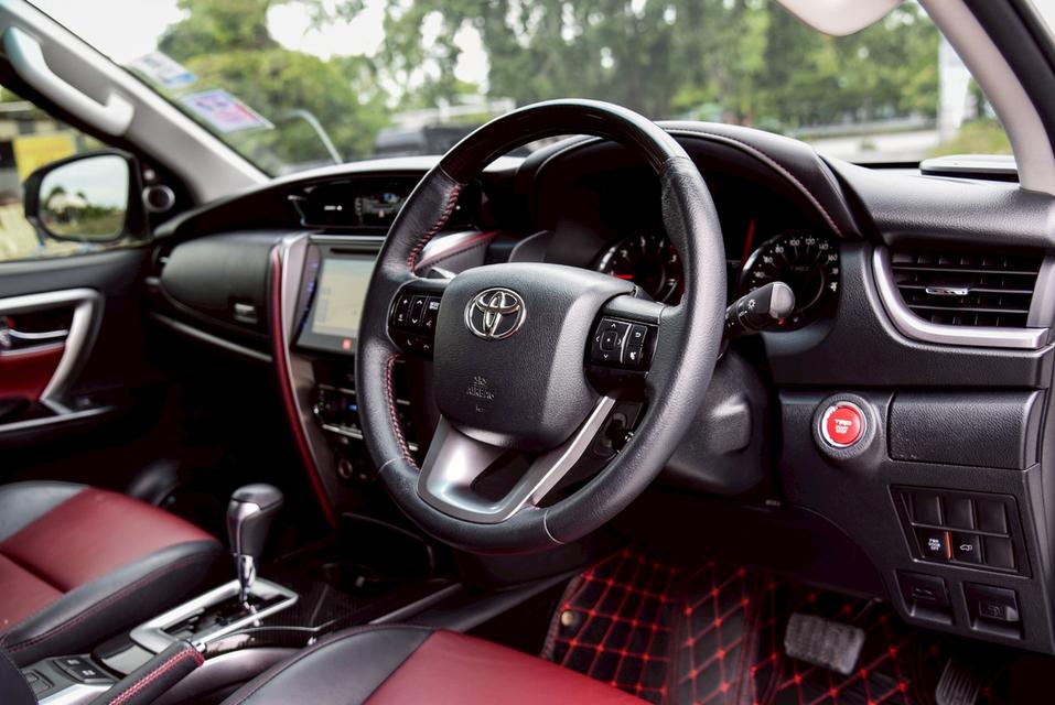 รหัสรถ CBL7117 TOYOTA FORTUNER 2.8 TRD Sportivo [2WD] AT 2019 6