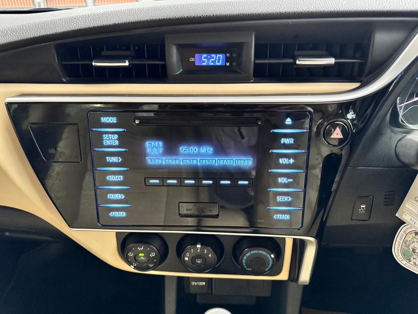 TOYOTA ALTIS 1.6 G AT 2019 12