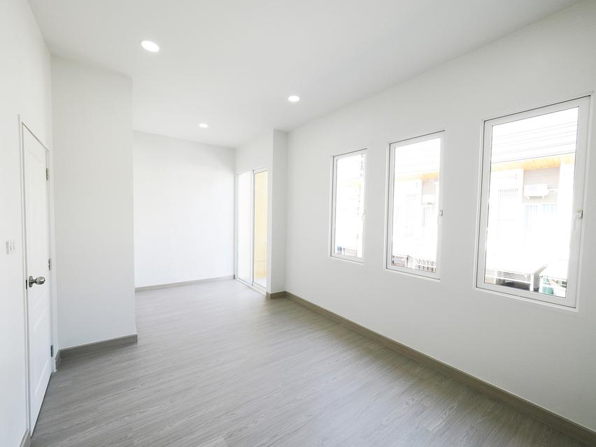 ขายทาวน์เฮ้าส์ 2 ชั้น ม.โกลเด้นทาวน์ โครงการ2 พระราม2-พันท้ายนรสิงห์ ขนาด 19.2 ตร.ว. 4 ห้องนอน 2 ห้องน้ำ ขาย 1.99ล้าน 17