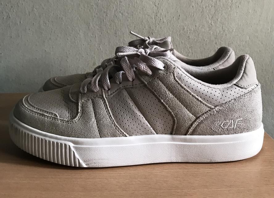 รองเท้ามือสอง แบรนด์ต่างประเทศ 12