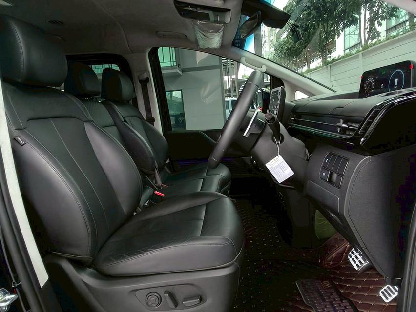 รหัสรถ KPC53 ‼️ Hyundai Staria Premium 2.2 ตัว Top สุด‼️