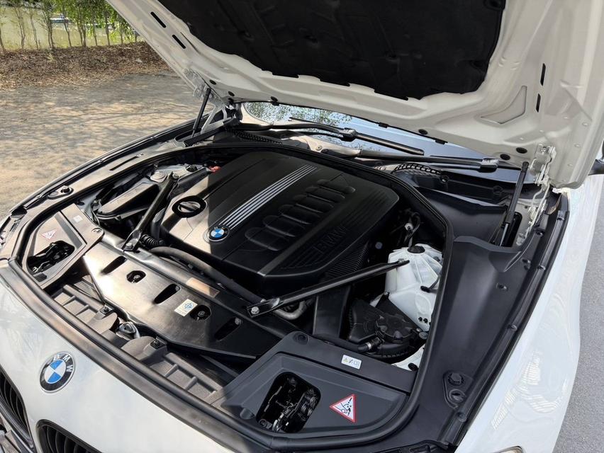 รหัสรถ AP5513 BMW 525D Top ปี11 ดีเซล สีขาว 17