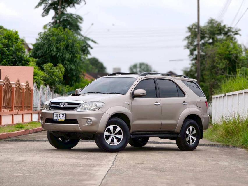 Toyota fortuner 3.0 v 4wd ปี 2006 ตัวท็อป ไมล์น้อย สภาพสวย น็อตเดิม รูปที่ 6