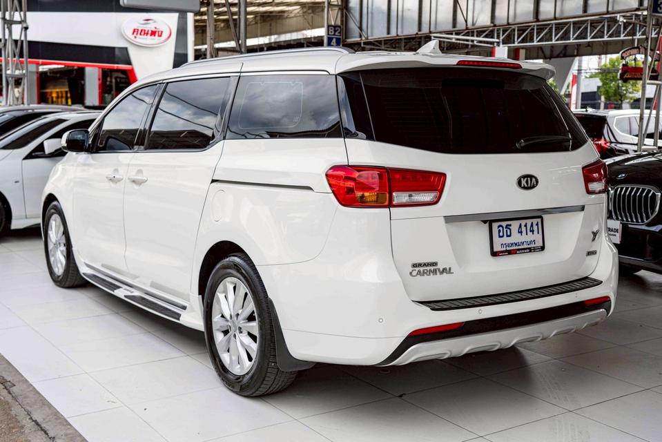 รหัสรถ NP4141 KIA GRAND CARNIVAL 2.2EX 2018 8