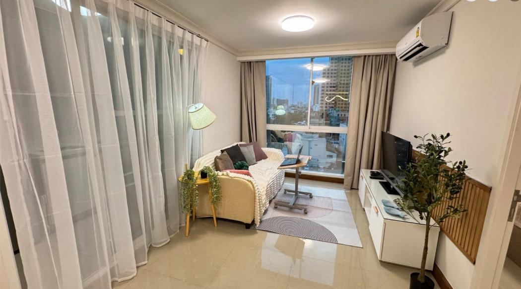 ให้เช่า คอนโด Chateau in Town Phahol 11 (ชาโตว์ อินทาวน์ พหลโยธิน 11) 45 ตรม. 1 นอน 1 น้ำ ชั้น 8 พร้อมเฟอร์เครื่องใช้ไฟฟ 2