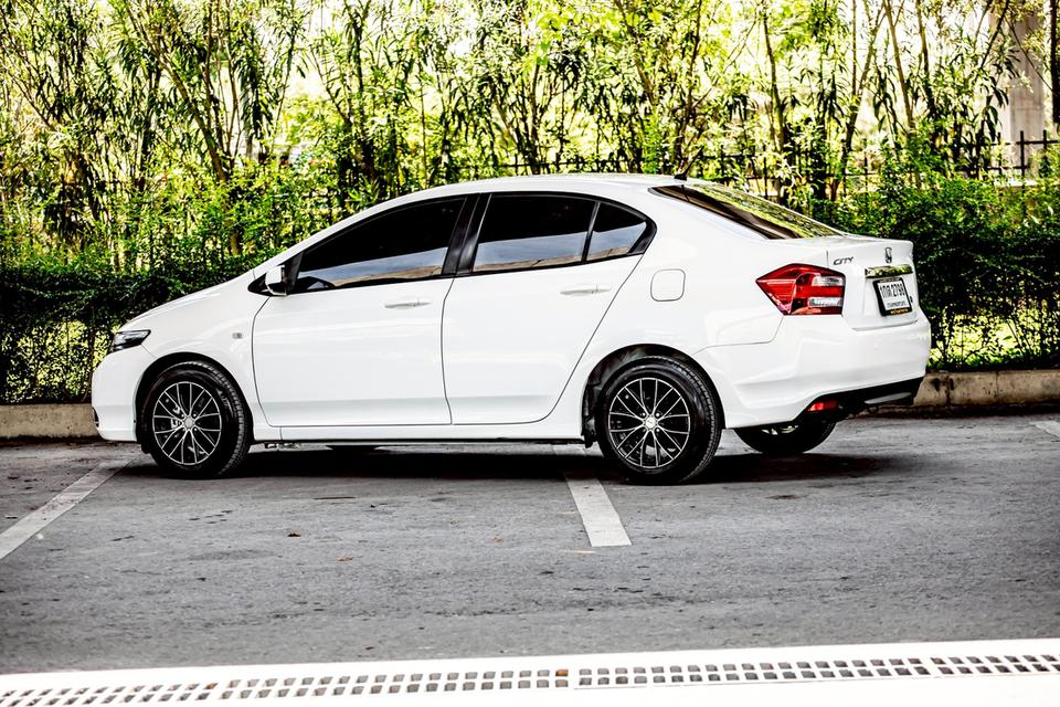Honda City 1.5S เกียร์ออโต้ ปี 2013 สีขาว ไมล์แท้ 90,000  9