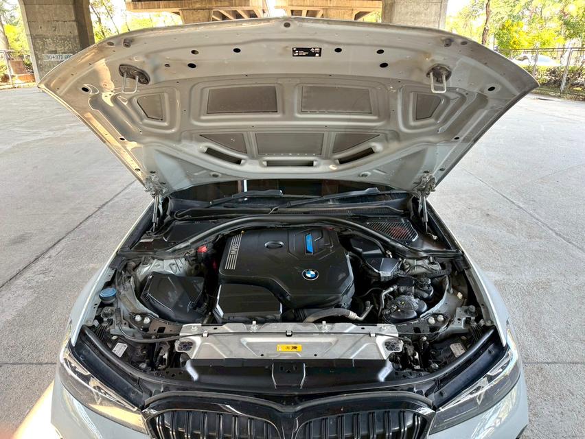 ขายรถ BMW 330e 2.0 M Sport ปี 2023 สีเทา เกียร์ออโต้ รูปที่ 16