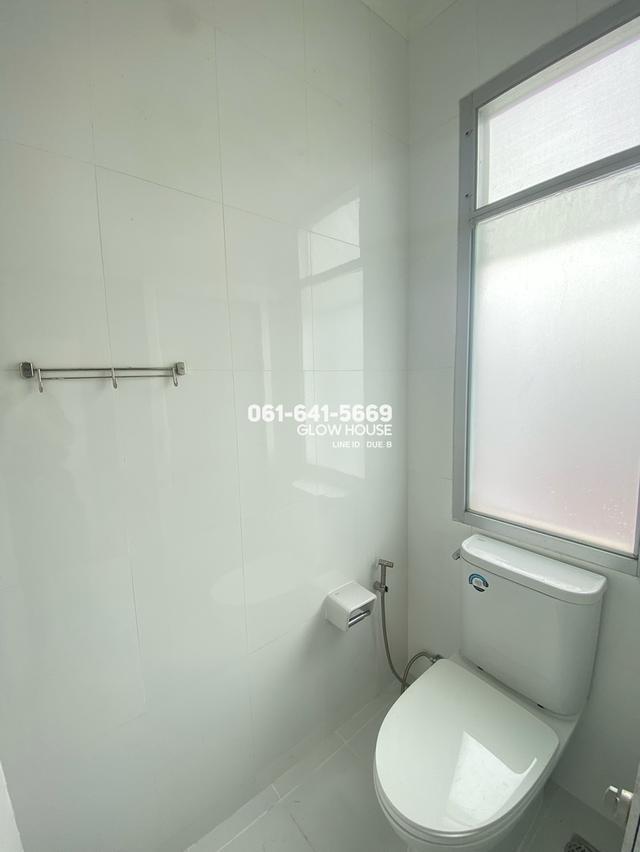 ให้เช่าหรือขายบ้านเดี่ยว 2 ชั้น | สัมมากร รามคำแหง | บ้านดีไซน์มินิมอล พื้นที่ใช้สอยกว่า 200 ตร.ม. | 3 ห้องนอน | 4 ห้องน้ำ | 2 ห้องนั่งเล่น 16