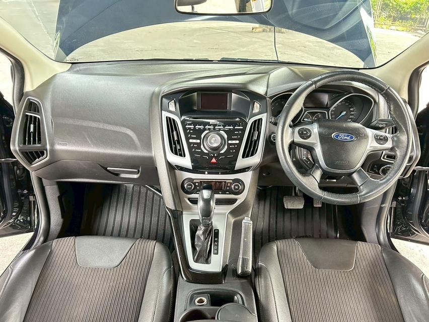 Ford Focus 2.0 S Hatchback AT ปี 2013 12